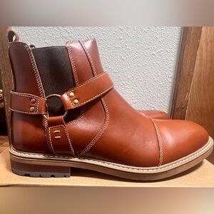 NIB ARKbird Ankle Boots Genuine Leather Oxford Casual and Formal Dress Boot